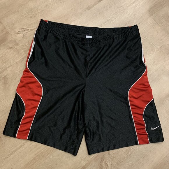 Vintage Y2K Nike Basketball Shorts Men’s XL Black/Red Embroidered Swoosh Summer - Picture 1 of 8